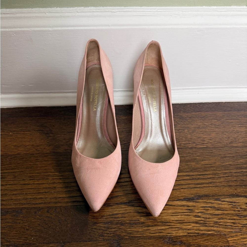 Leather Rose Pink Pointed Toe Pumps -
